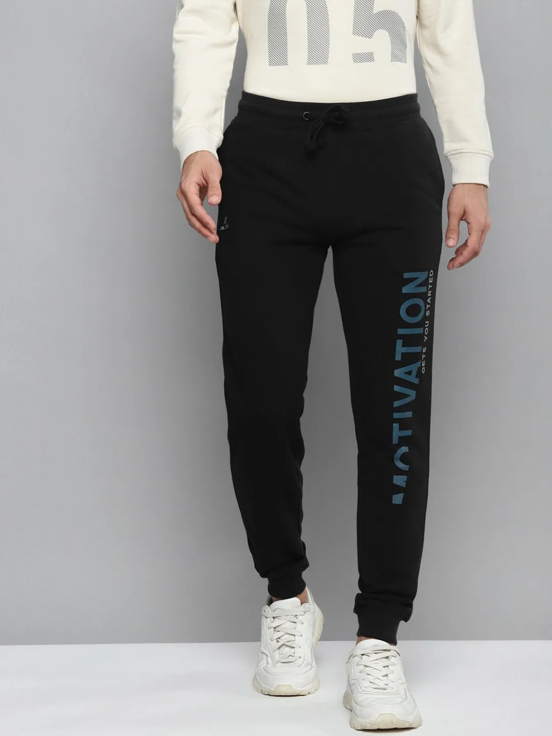 Alcis Men Black Solid Slim Fit Joggers with Printed Detail