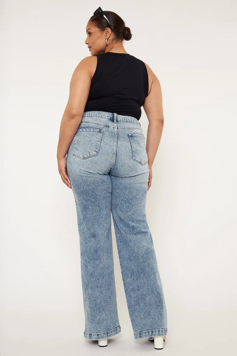 Allison Ultra High Rise 90's Flare Jeans (Plus Size)