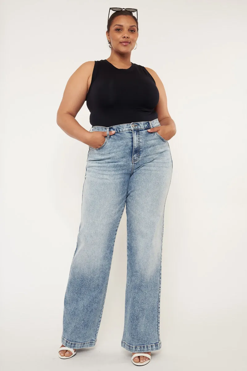 Allison Ultra High Rise 90's Flare Jeans (Plus Size)