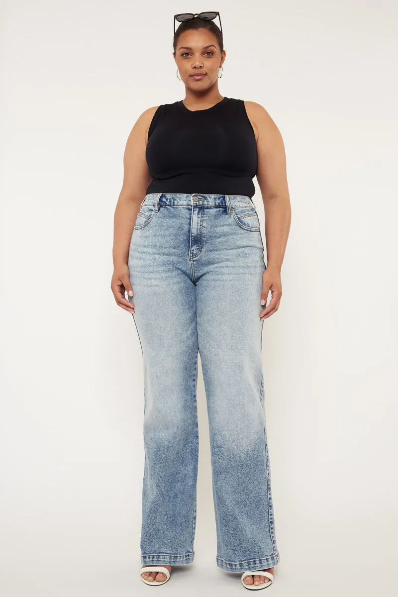 Allison Ultra High Rise 90's Flare Jeans (Plus Size)