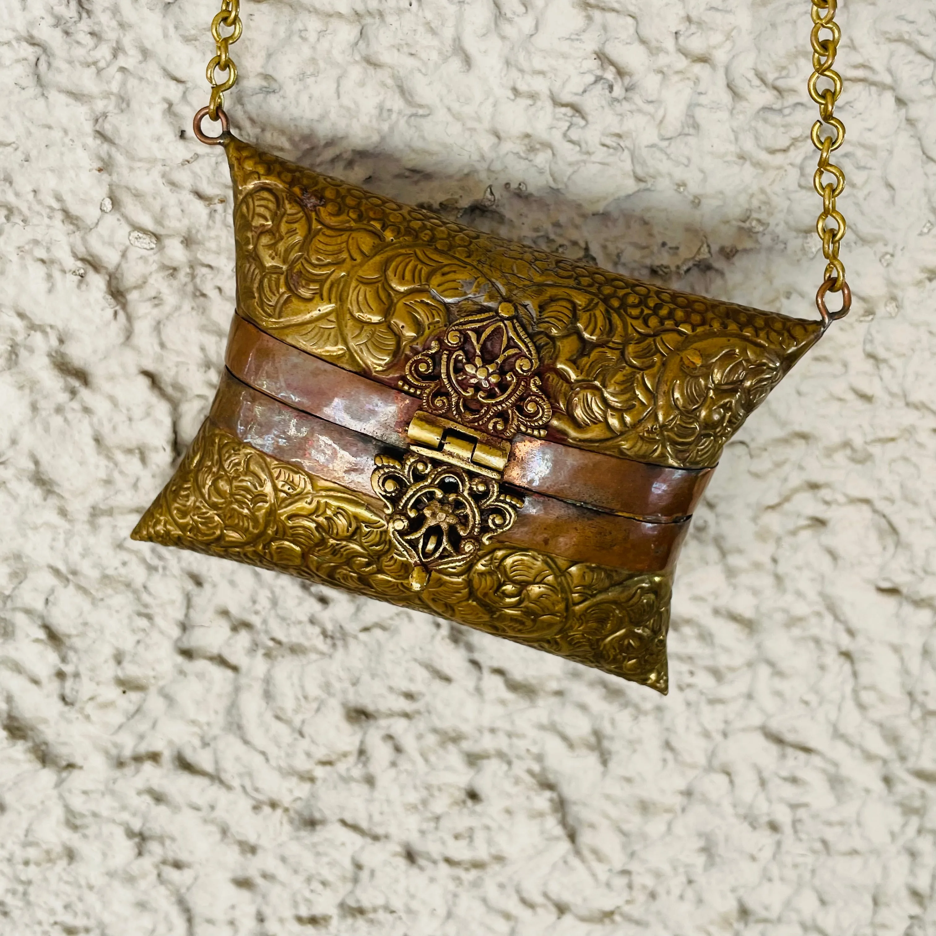 Antique Brass & Copper Metal Chain Ornate Artistic Bombay Floral Pillow Purse