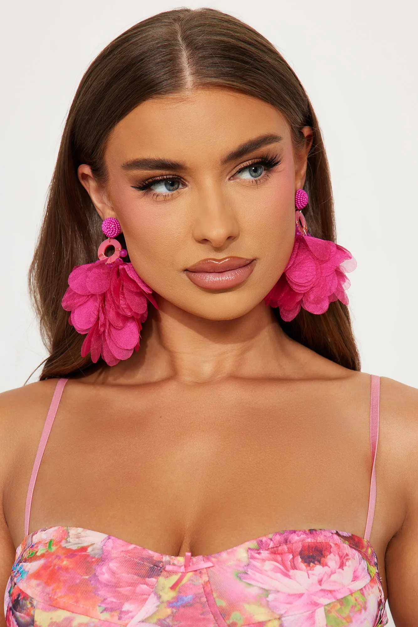 Dancing In The Garden Earrings - Pink