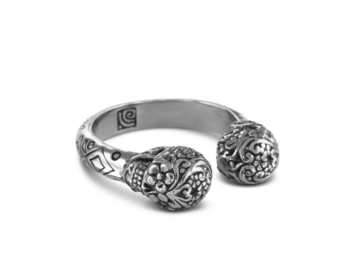 Day of the Dead Twin Skull Ring - Silver