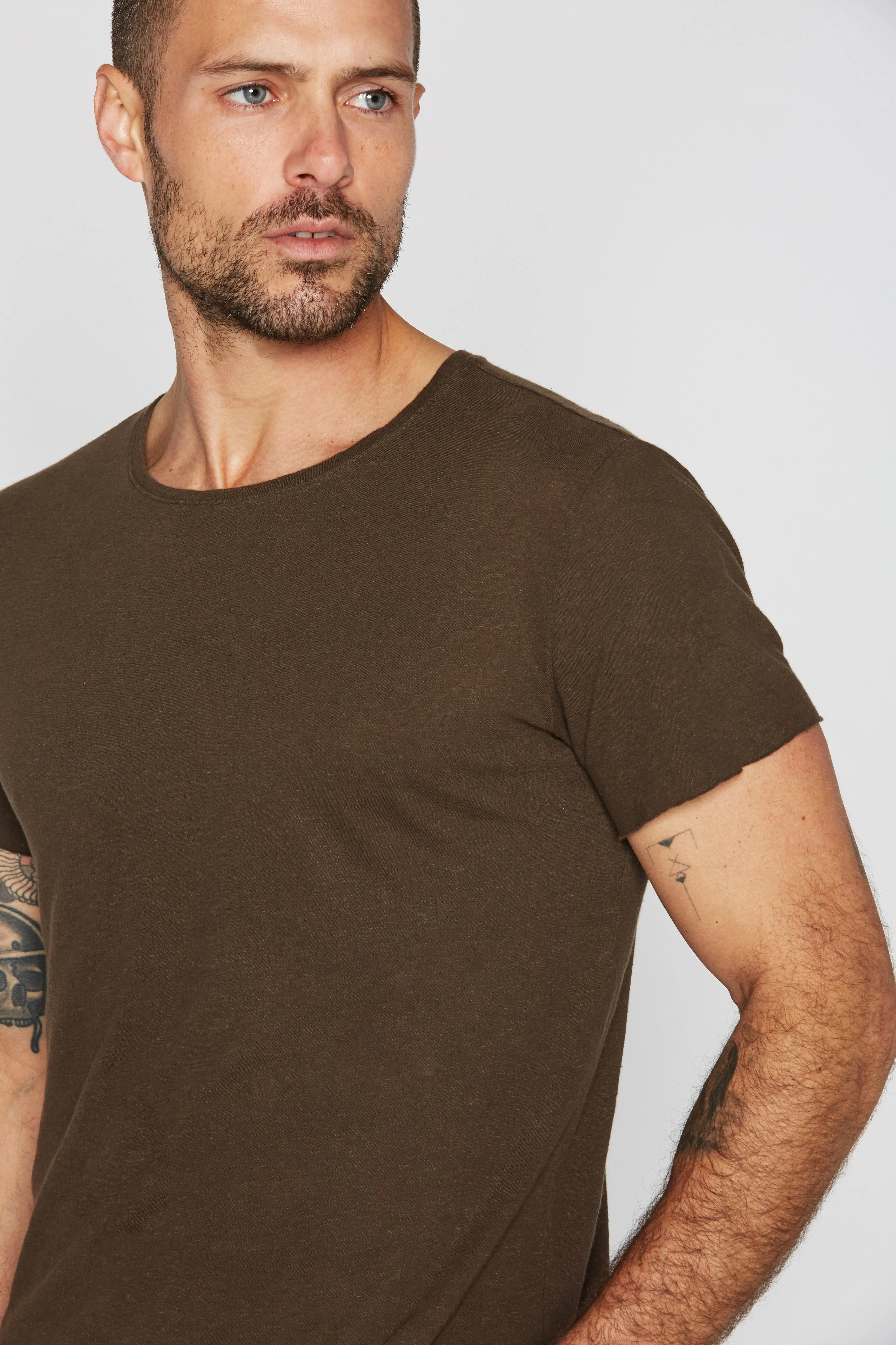 Men's Linen Blend Crew Neck Tee