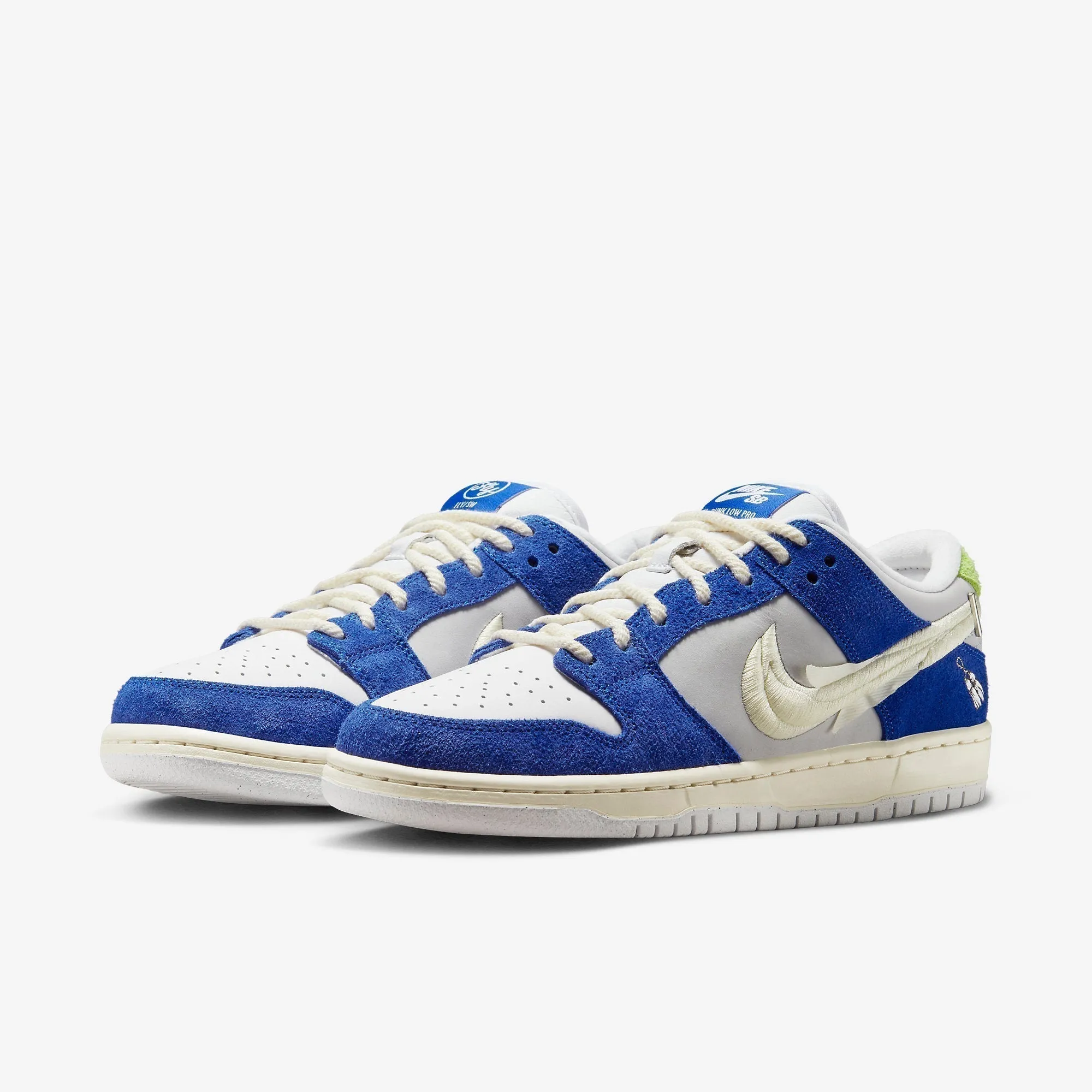 (Men's) Nike SB Dunk Low Pro QS x Fly Streetwear 'Gardenia' (2023) DQ5130-400