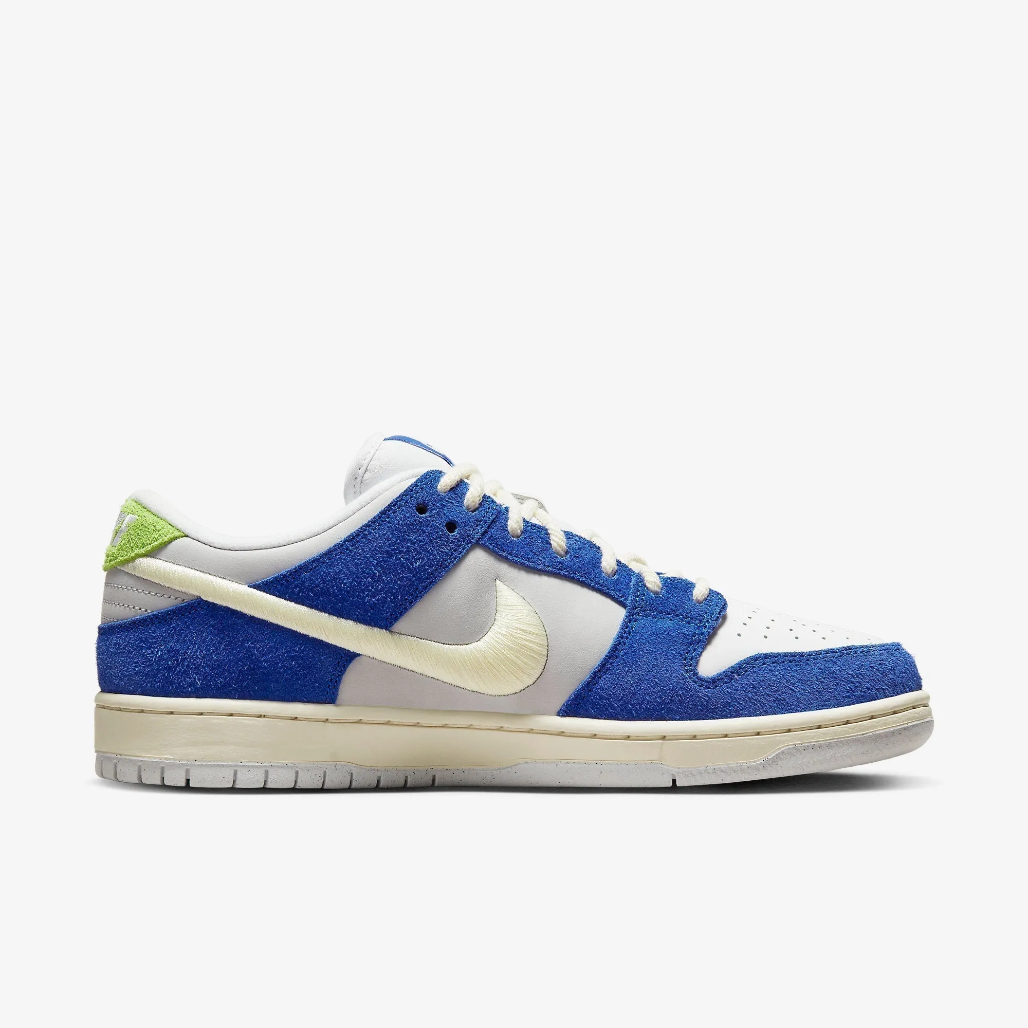 (Men's) Nike SB Dunk Low Pro QS x Fly Streetwear 'Gardenia' (2023) DQ5130-400