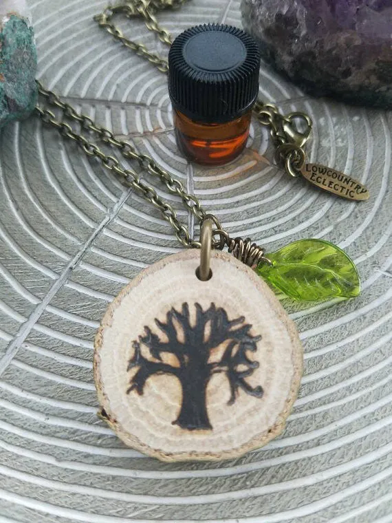 The ORIGINAL Statement Essential Oil Diffuser Necklace // Angel Oak -- FREE SHIPPING