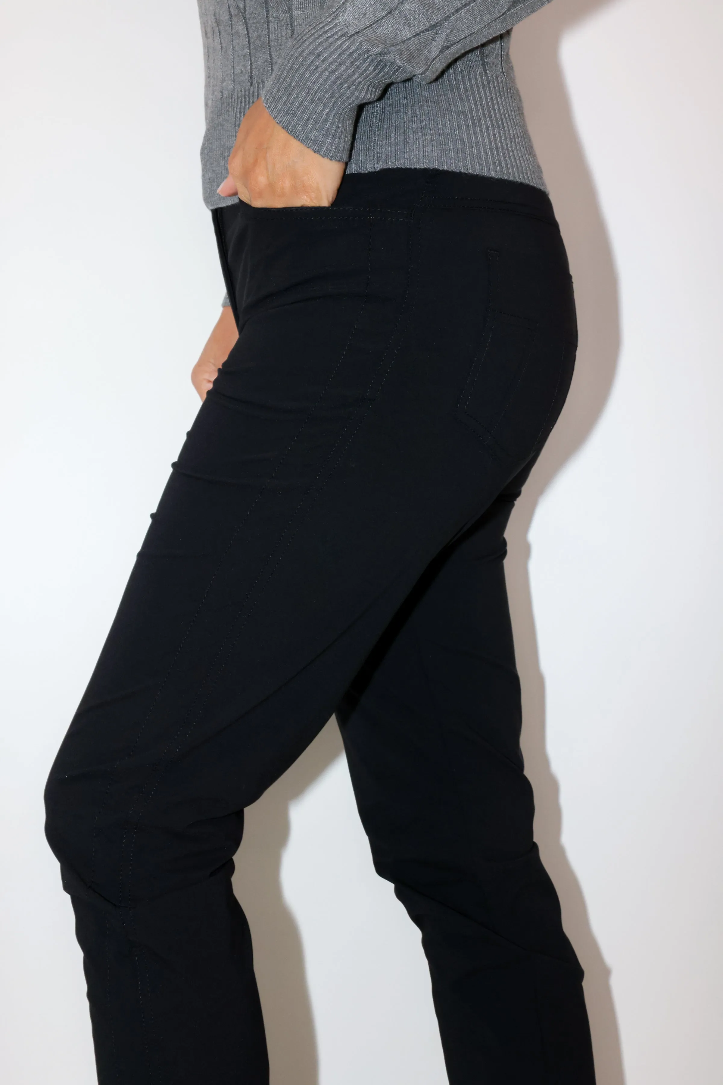 The Skyler Travel Pant